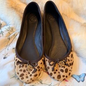 Tory Burch Genuine Calf Hair Leopard Print Ballet Flats Size 8